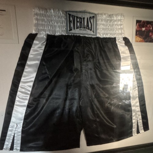 Everlast signed boxing trunks - everlast,