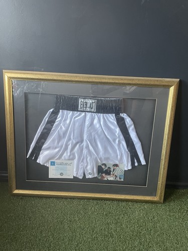Muhammad ali signed everlast - muhammad,