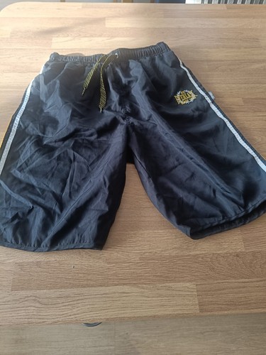 Everlast nyc size large 51cm